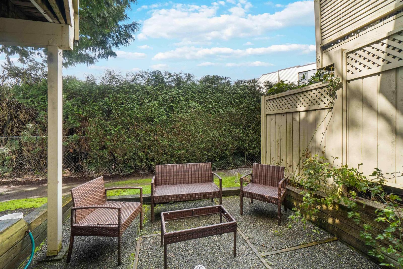 Listing Image 17