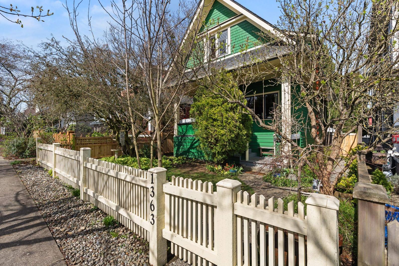 Listing Image 1