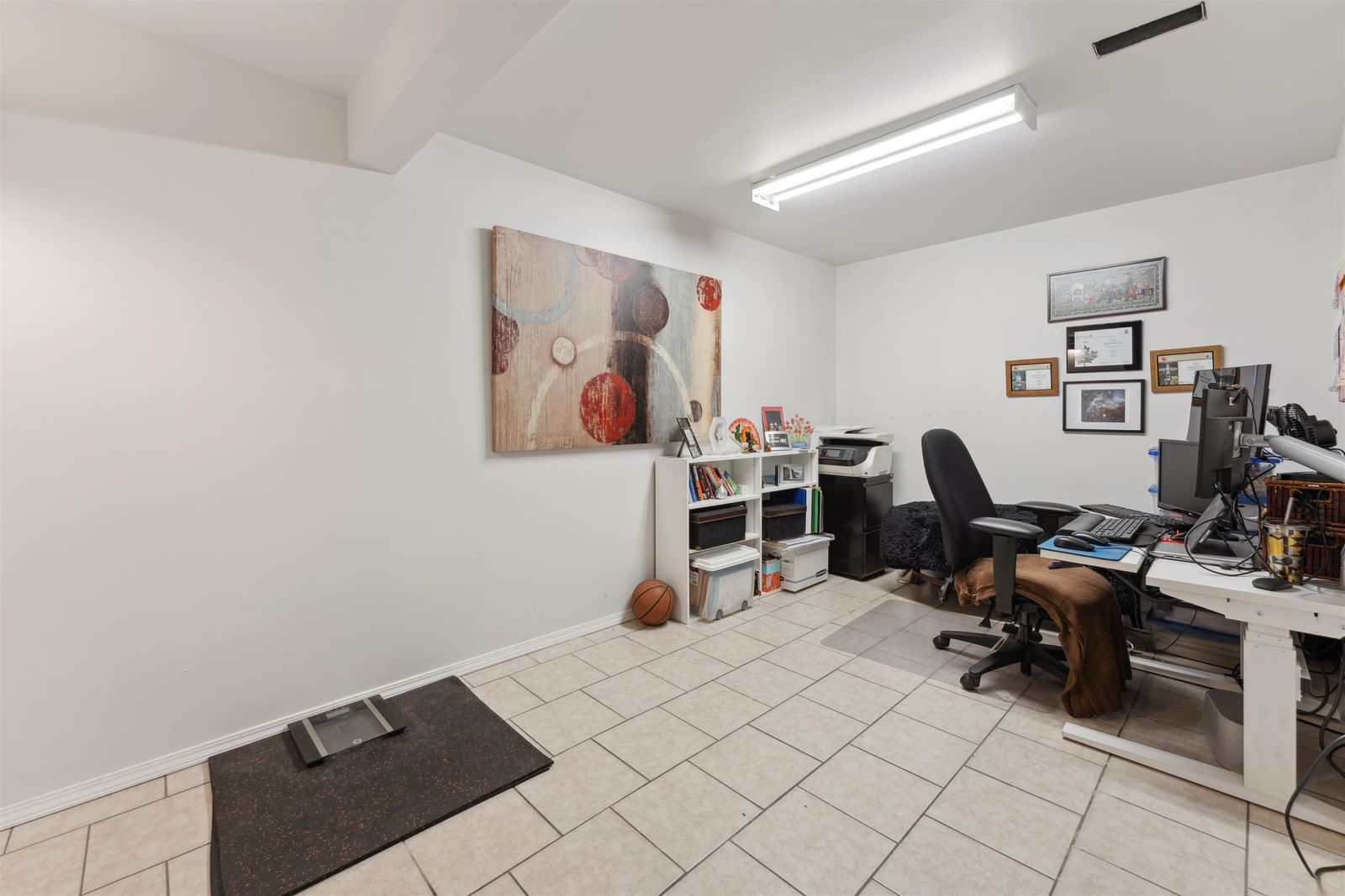 Listing Image 24