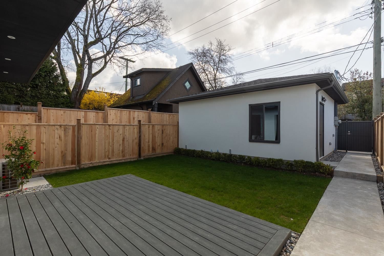 Listing Image 31