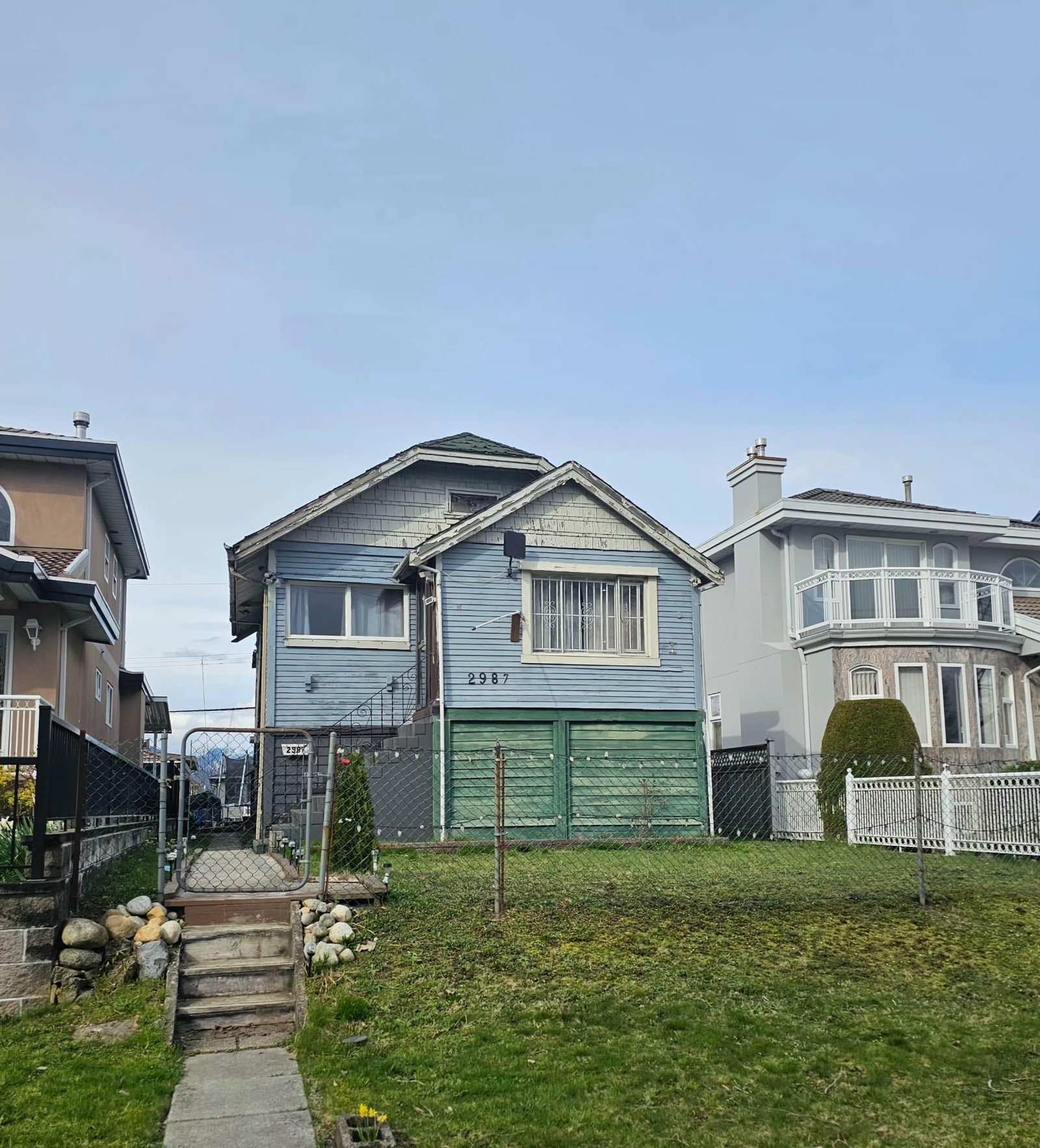 Listing Image 6