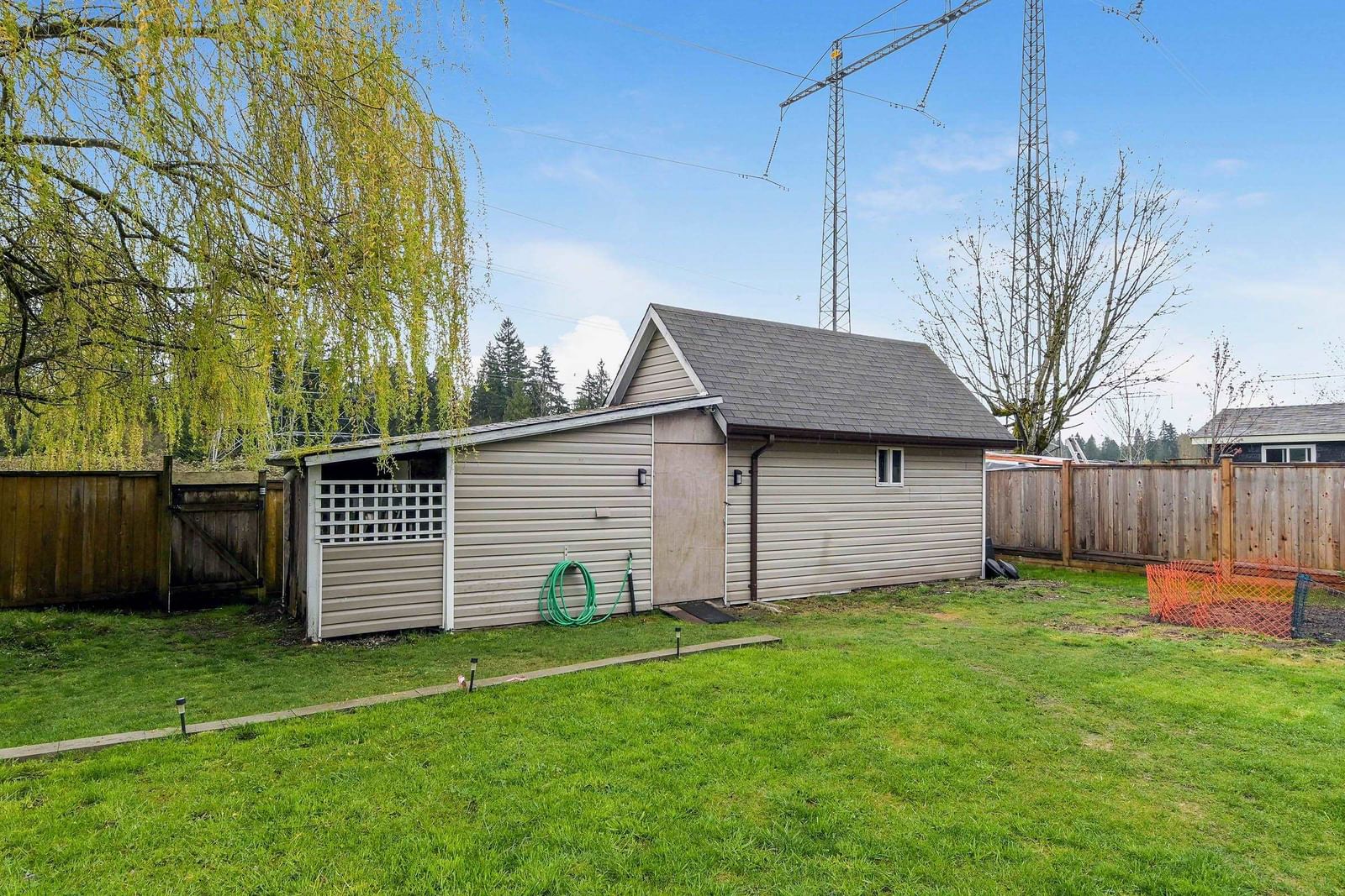 Listing Image 16