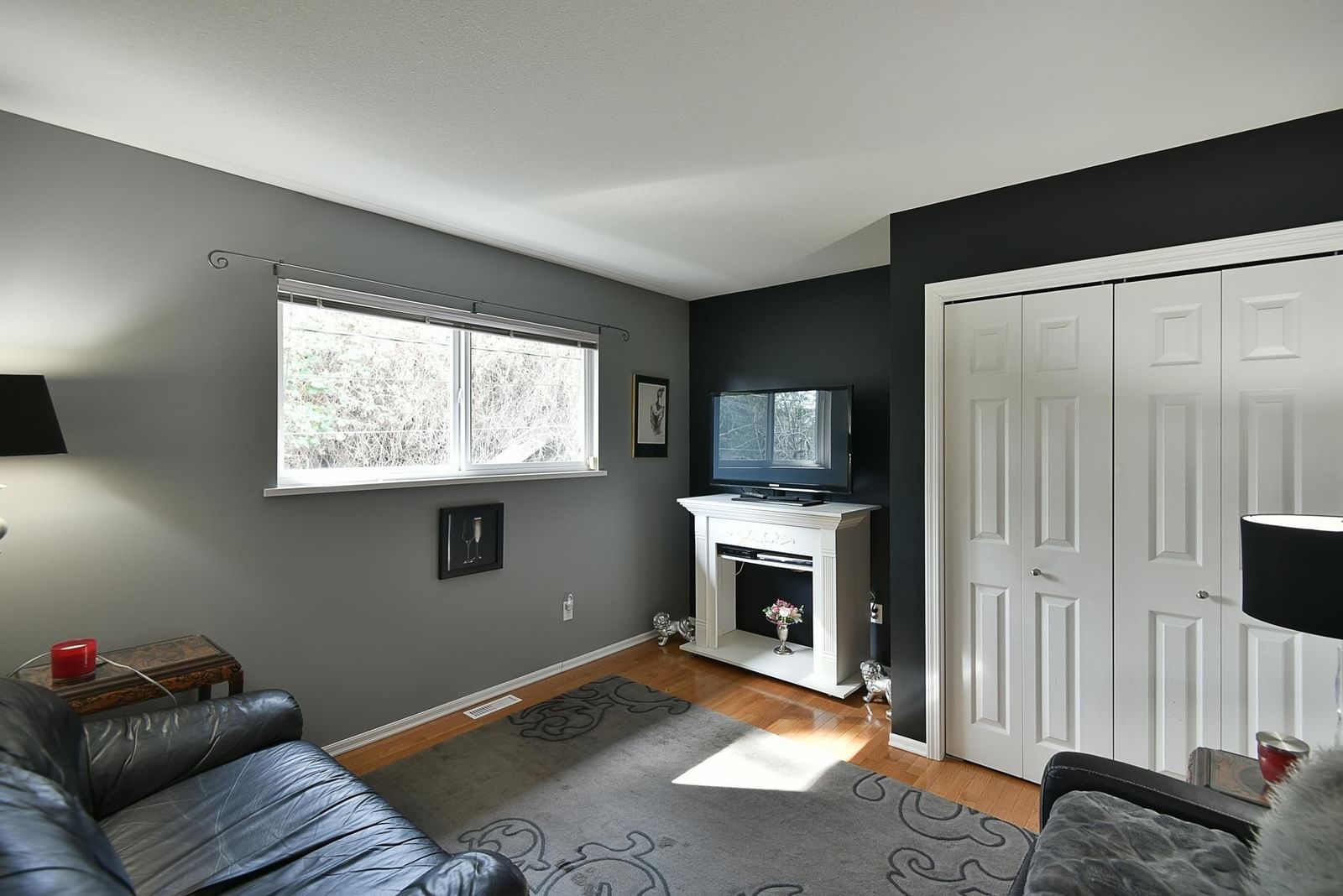 Listing Image 16