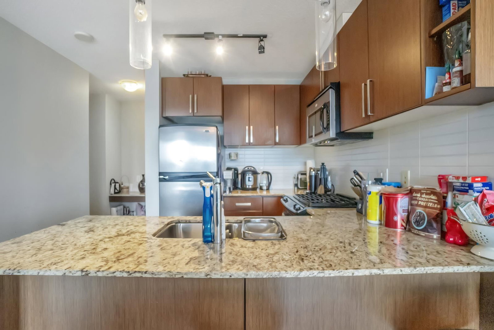 Listing Image 18