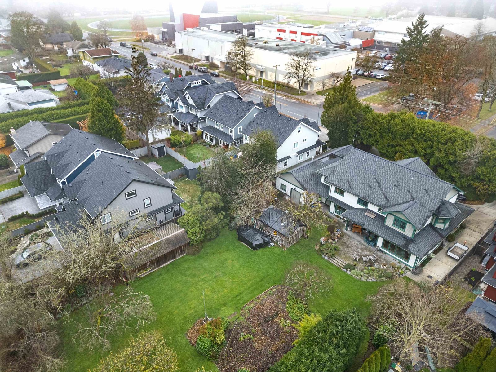 Listing Image 15