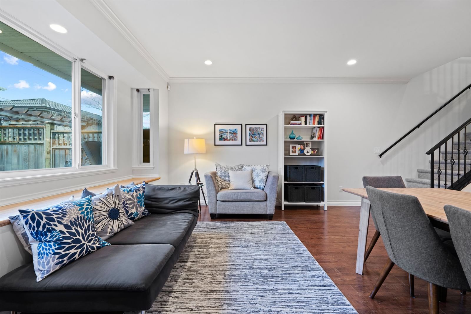 Listing Image 15