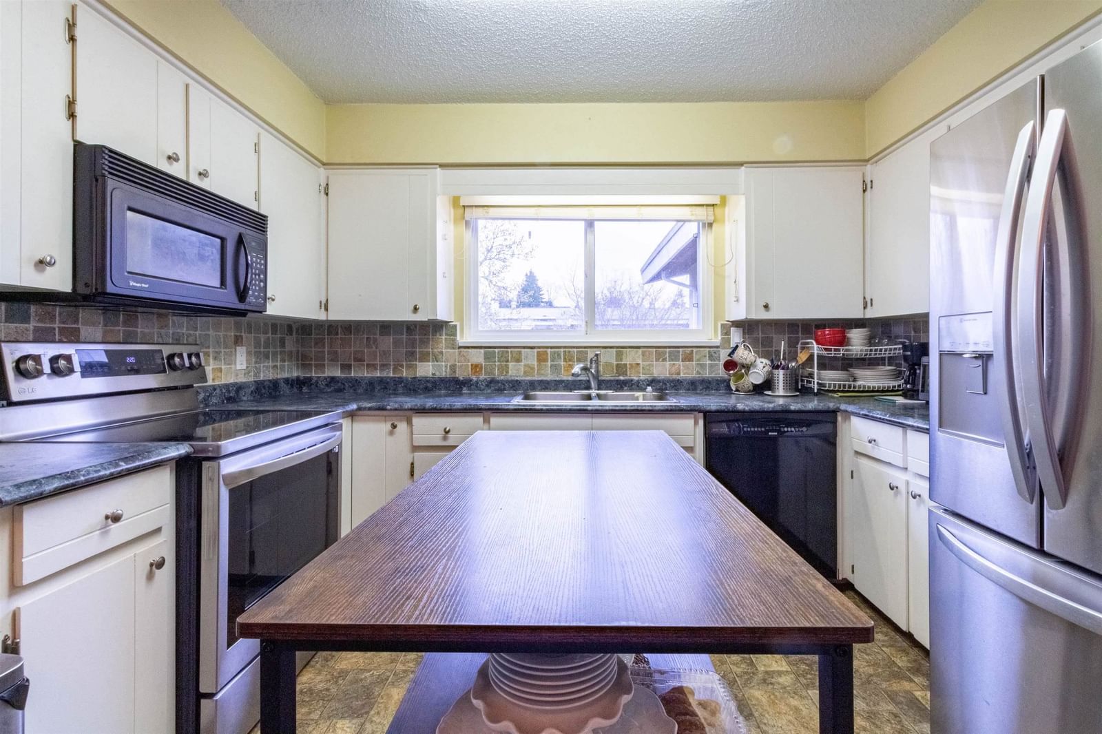 Listing Image 13