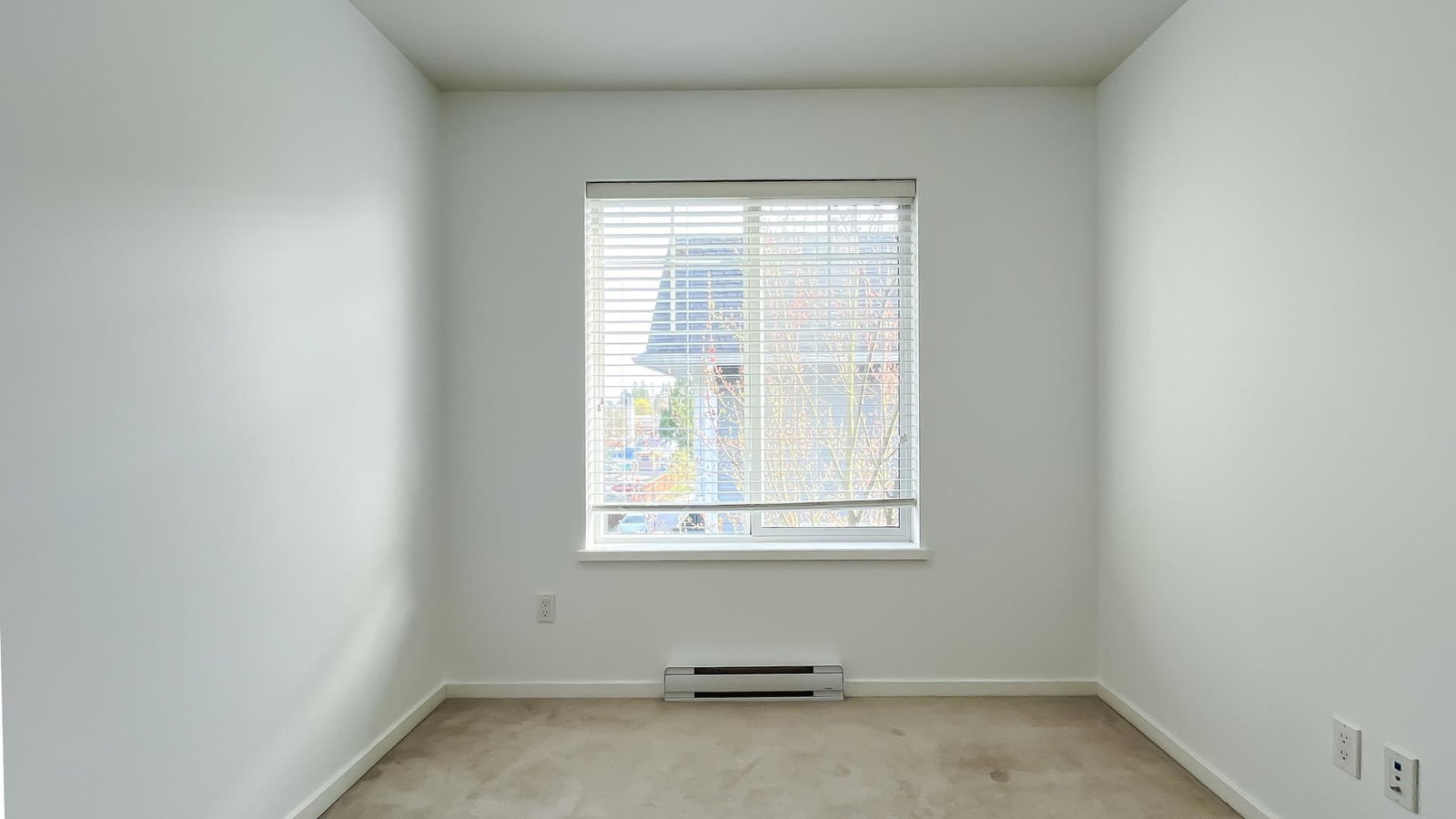 Listing Image 30