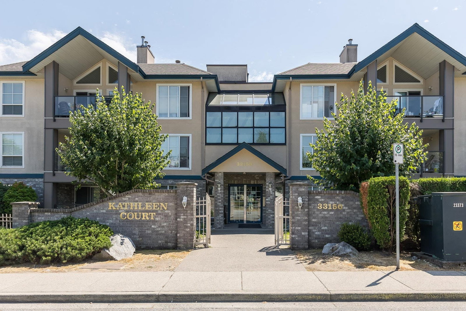 Listing Image 8