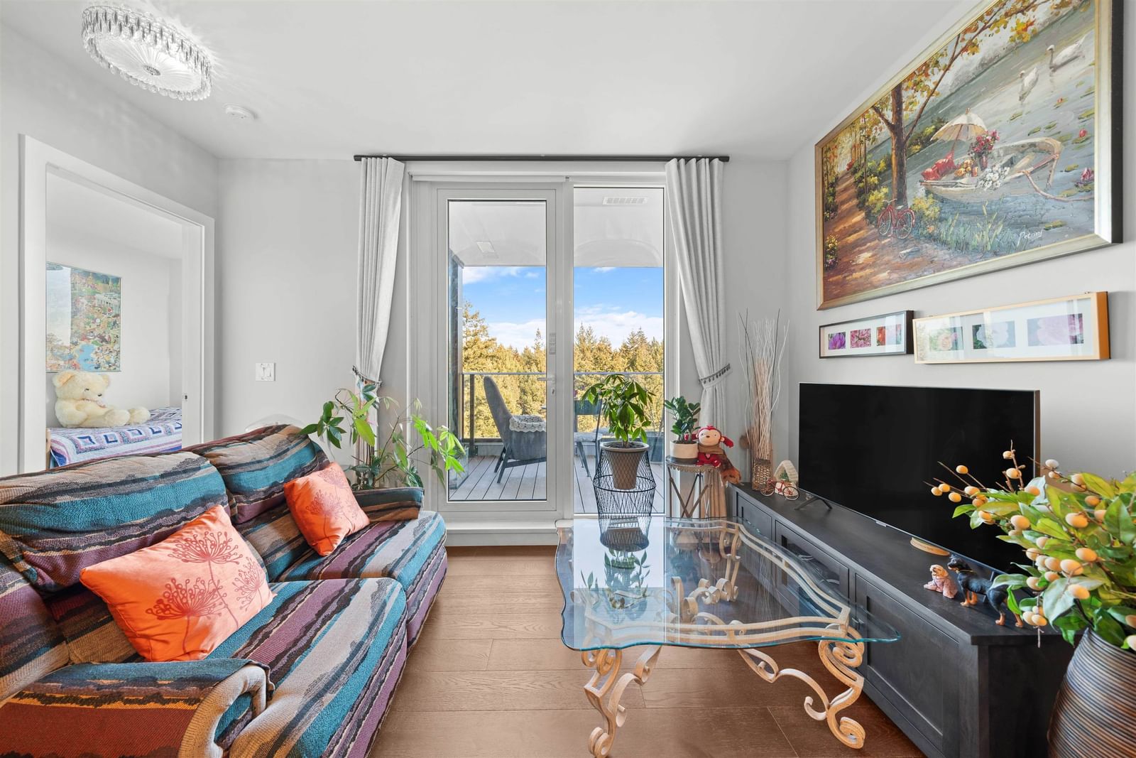 Listing Image 3