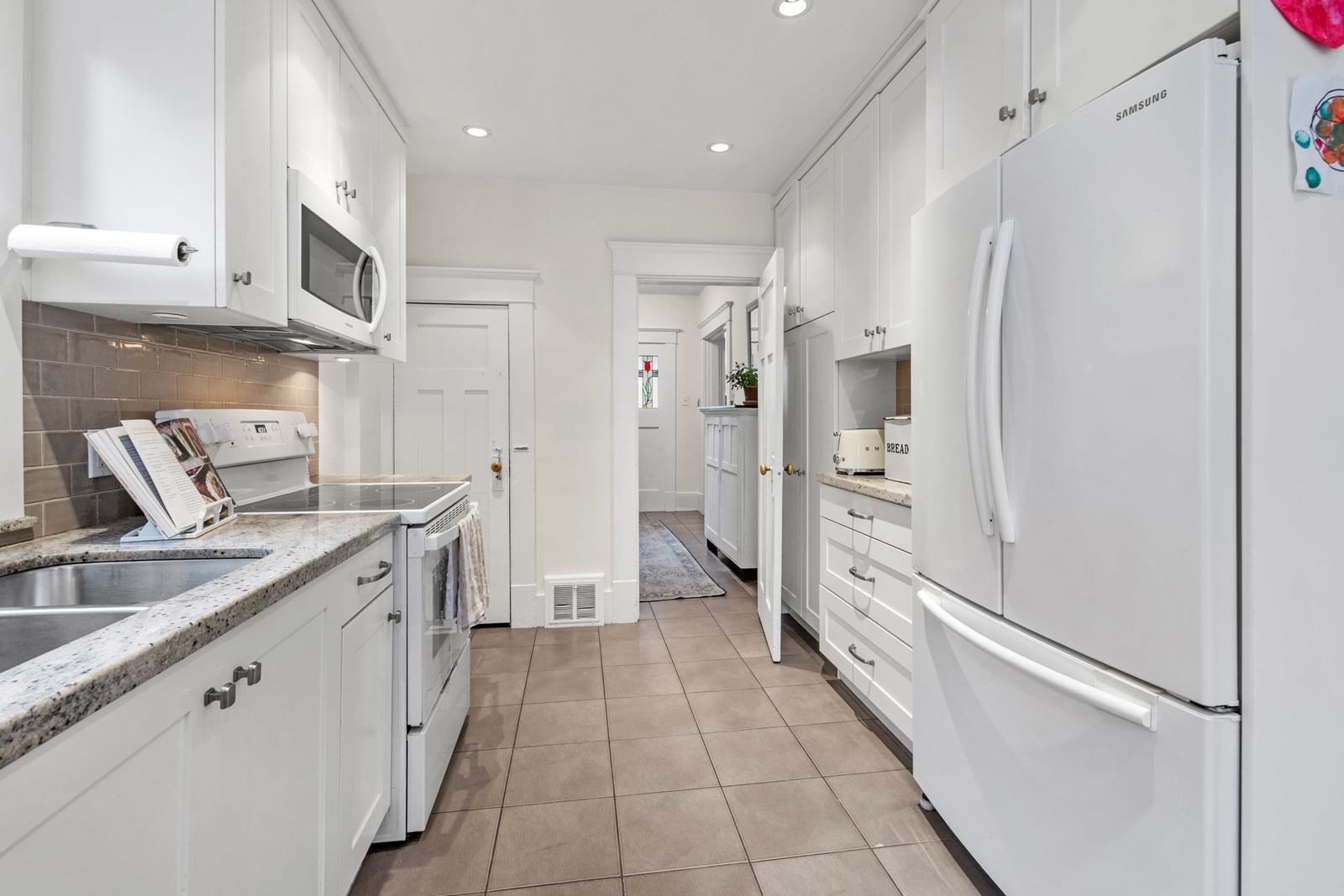 Listing Image 15