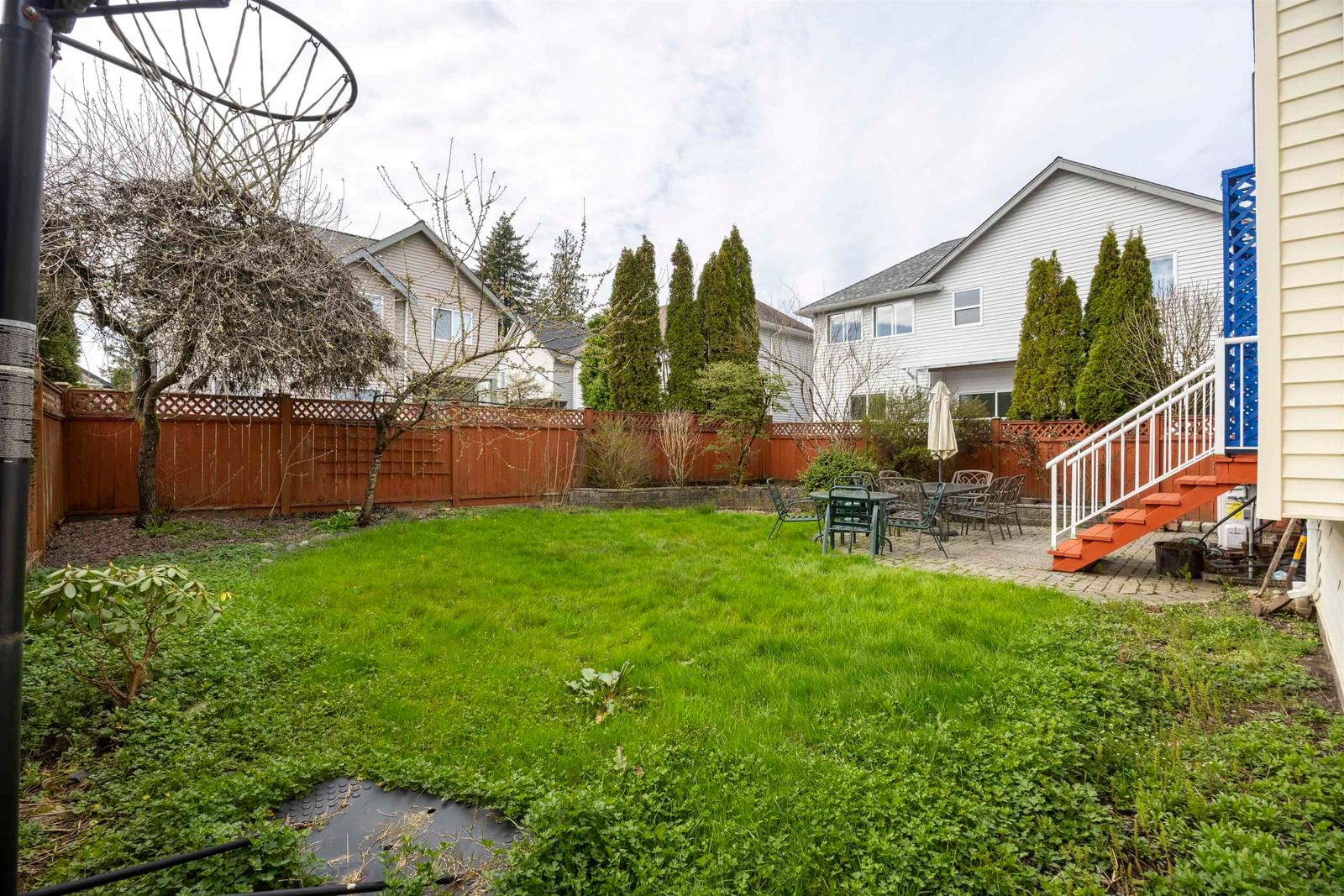 Listing Image 6