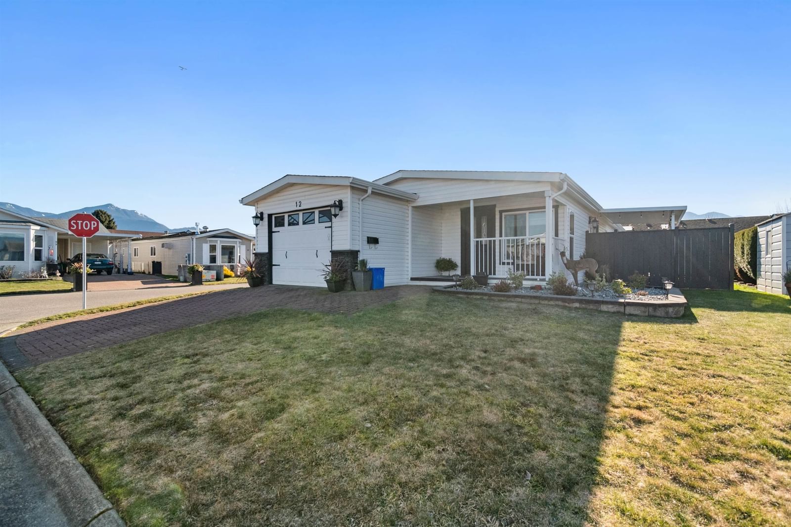 Listing Image 5