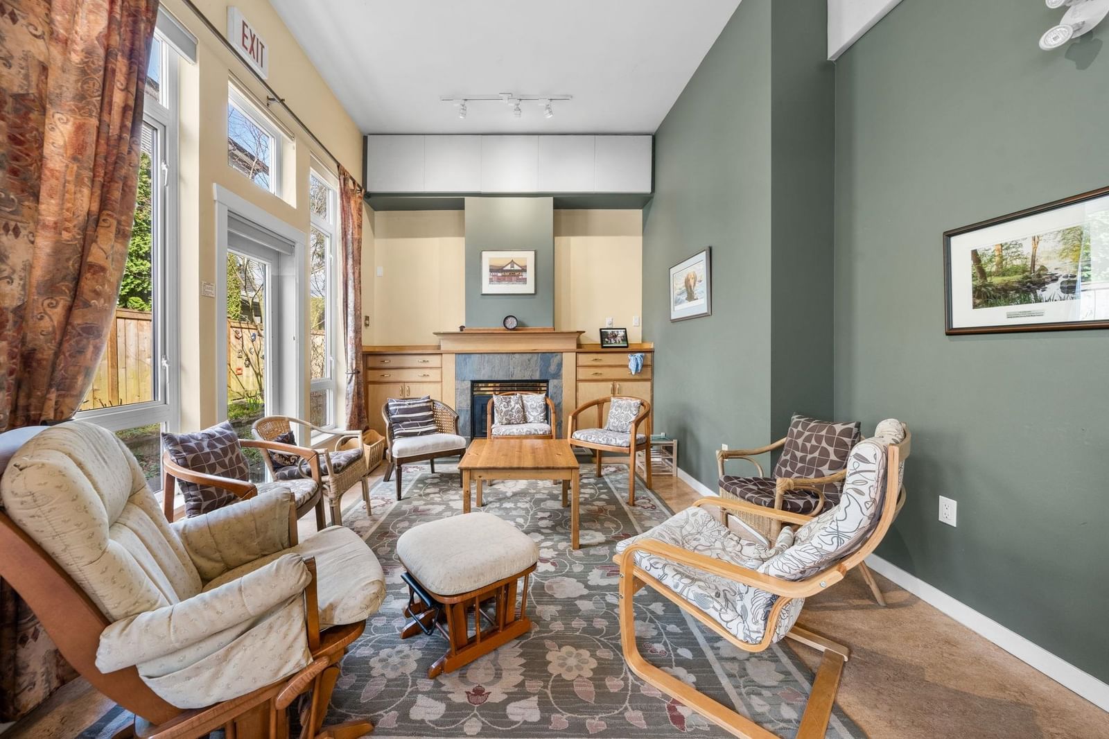 Listing Image 23