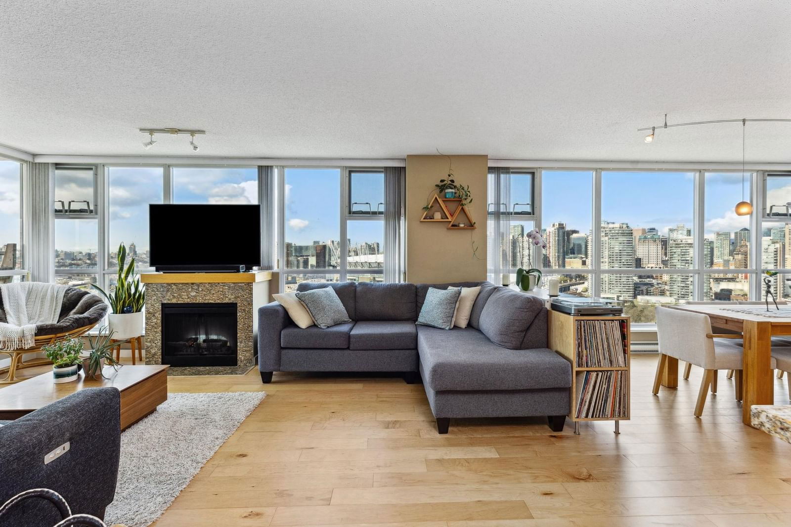 Image of home for listing MLS® R2988155