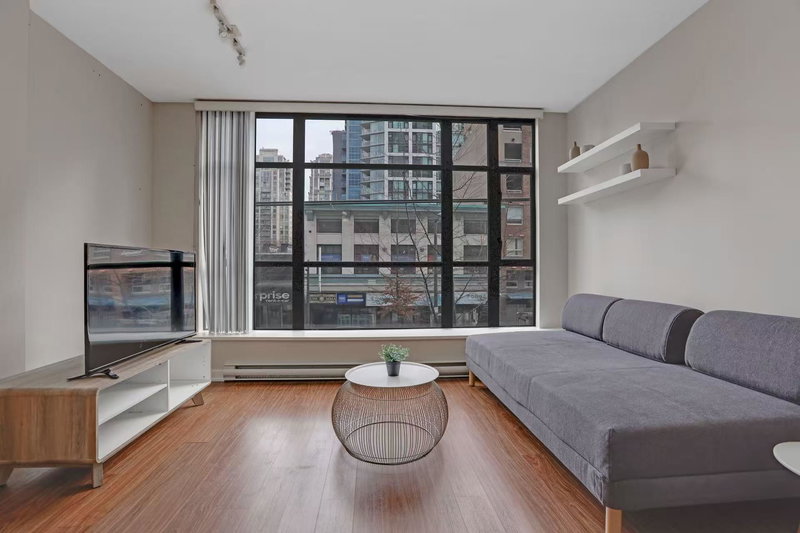 209 - 1249 Granville Street, Vancouver, V6Z 1M5 | Image 3