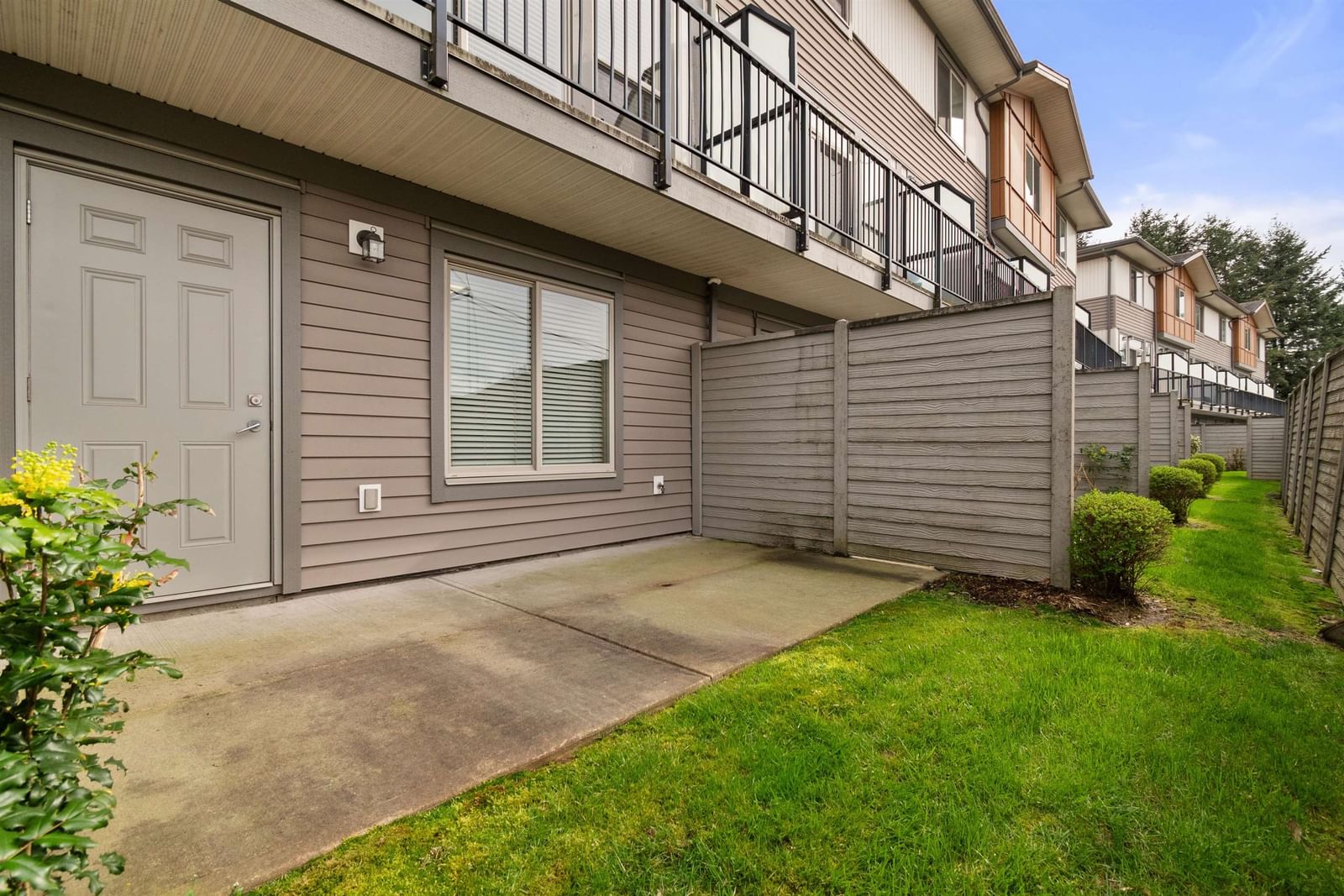 Listing Image 23