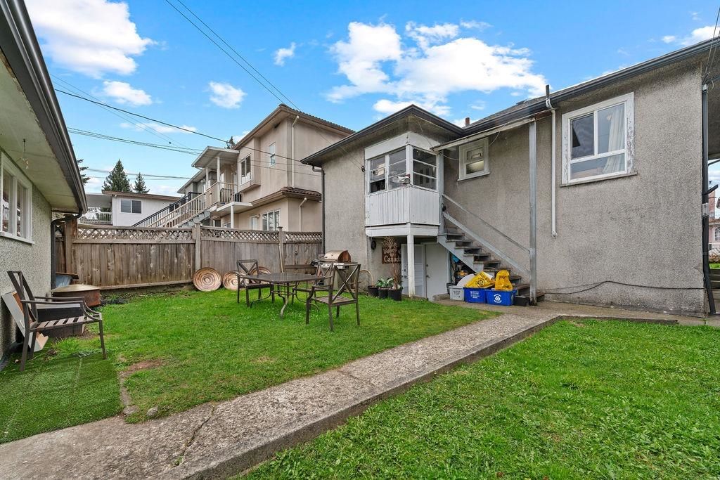 Listing Image 18