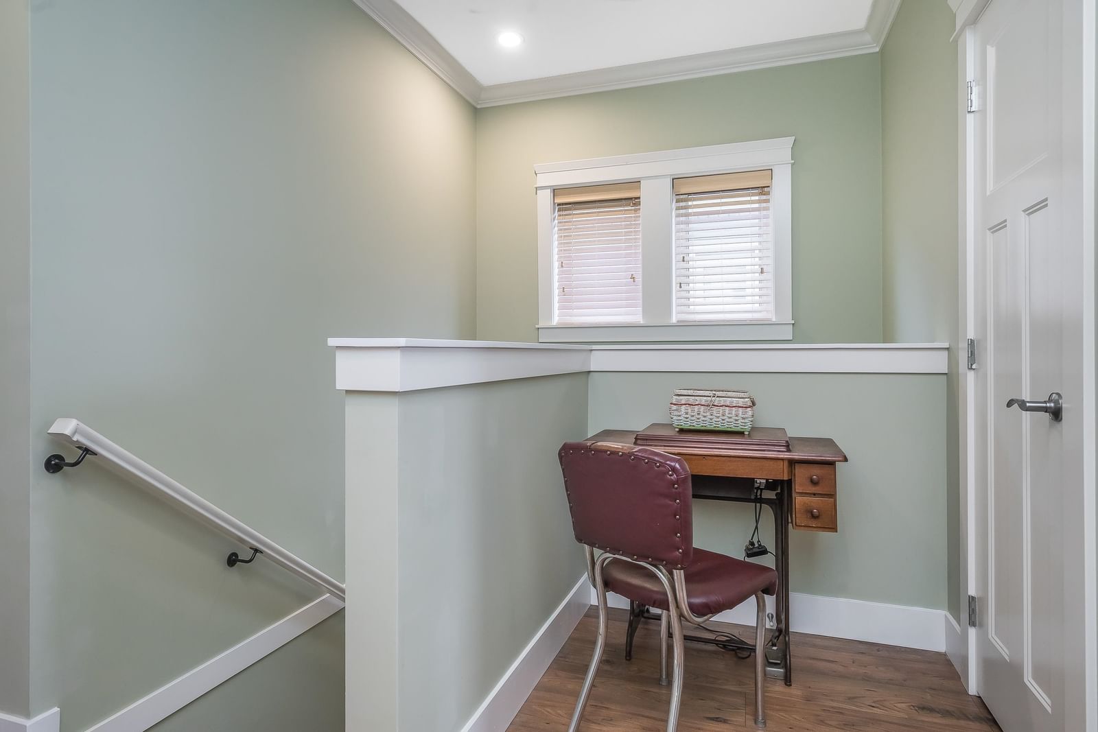 Listing Image 19
