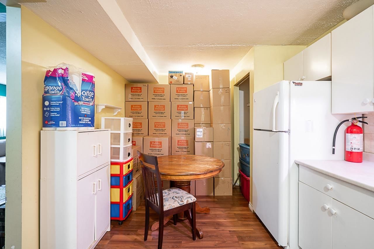 Listing Image 16