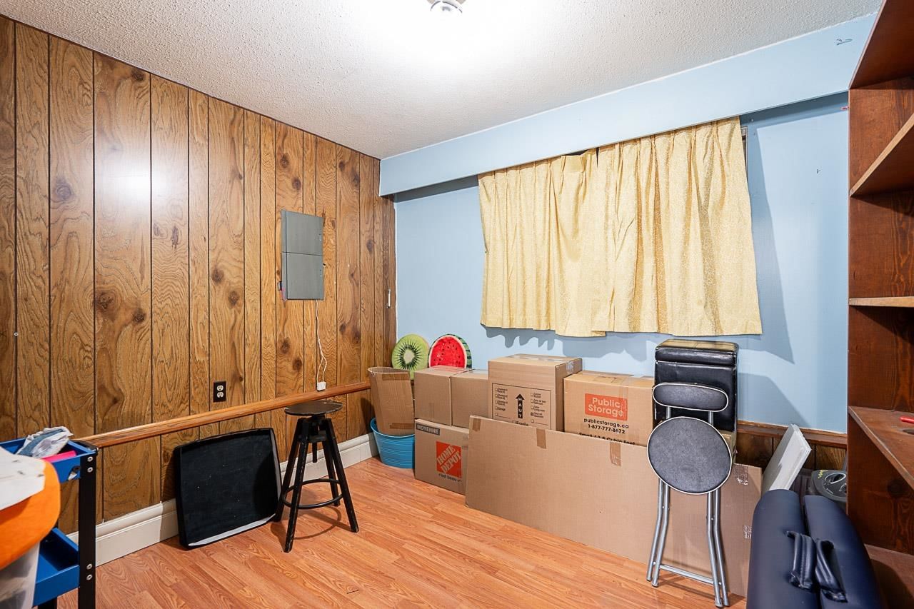 Listing Image 18