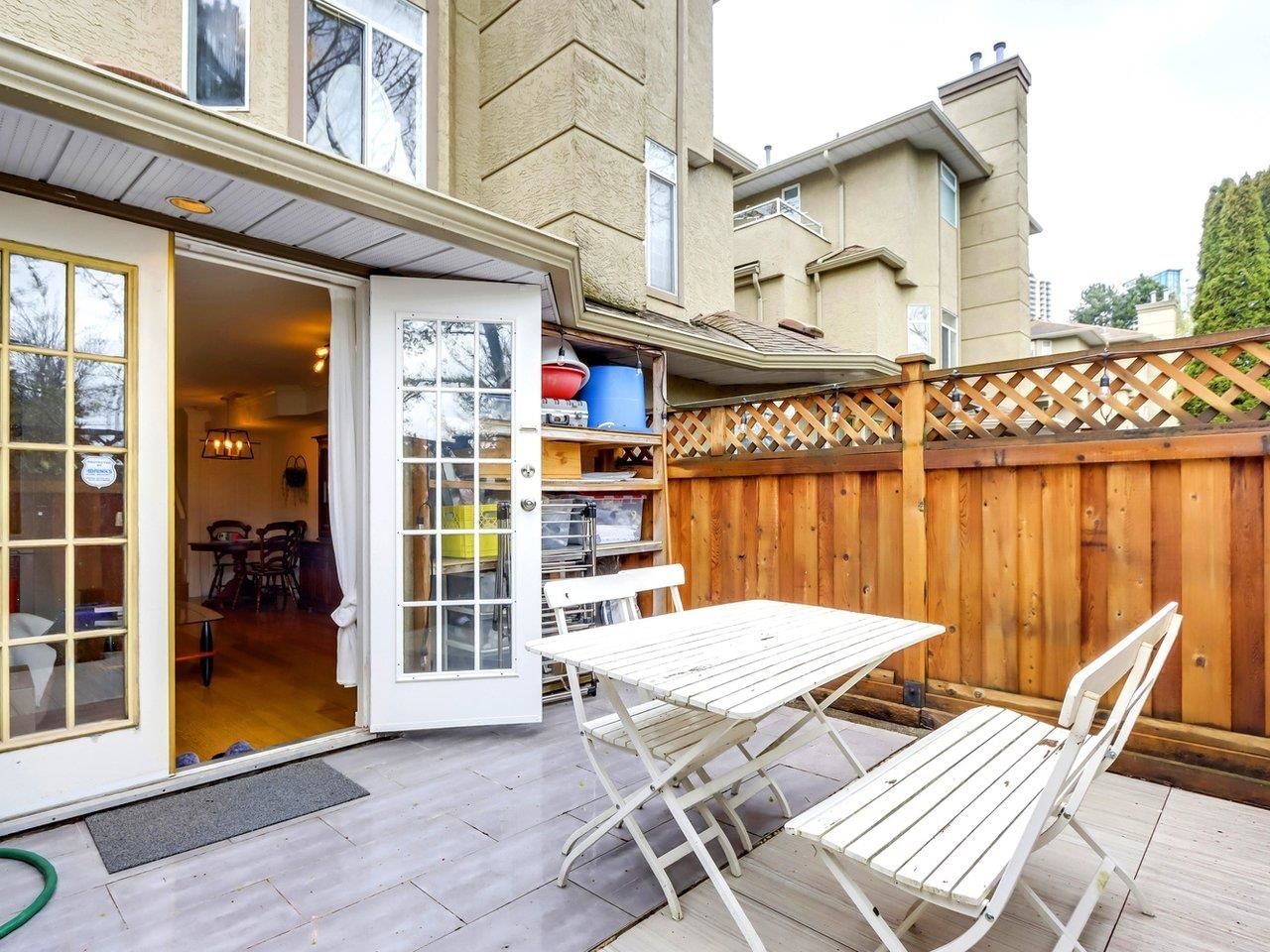 Listing Image 11