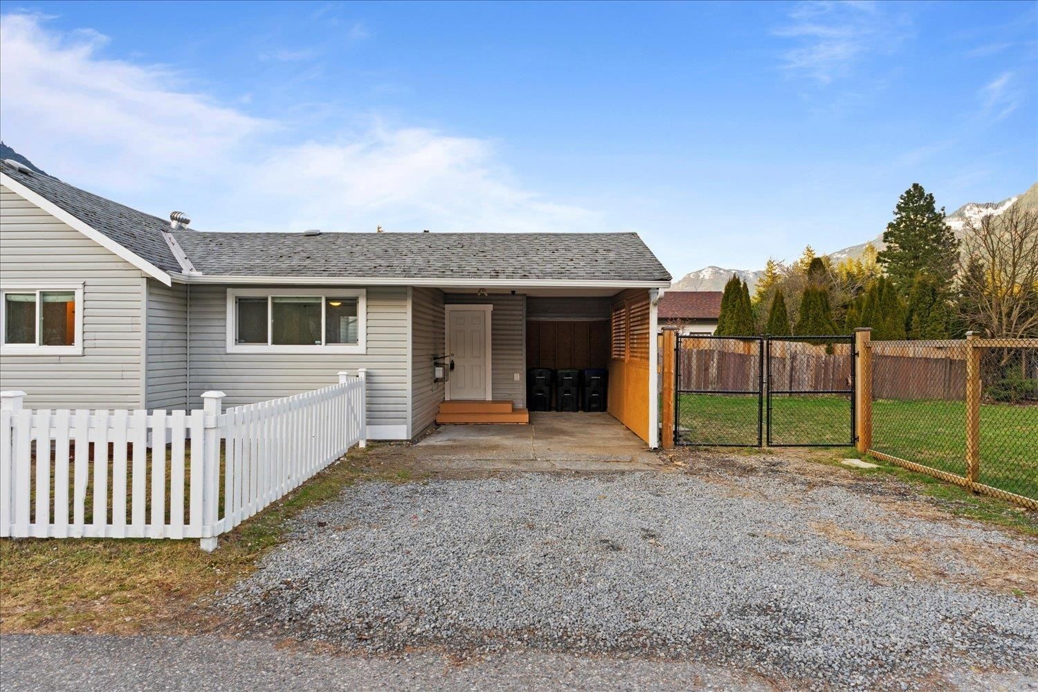 Listing Image 25
