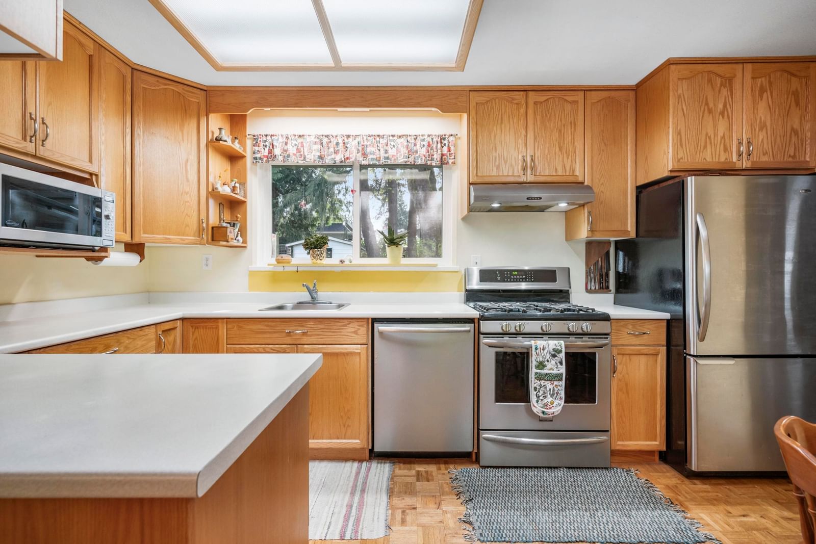 Listing Image 9