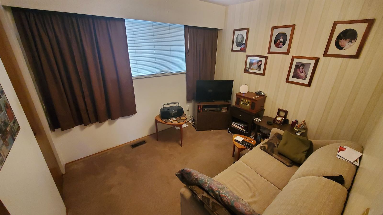 Listing Image 23