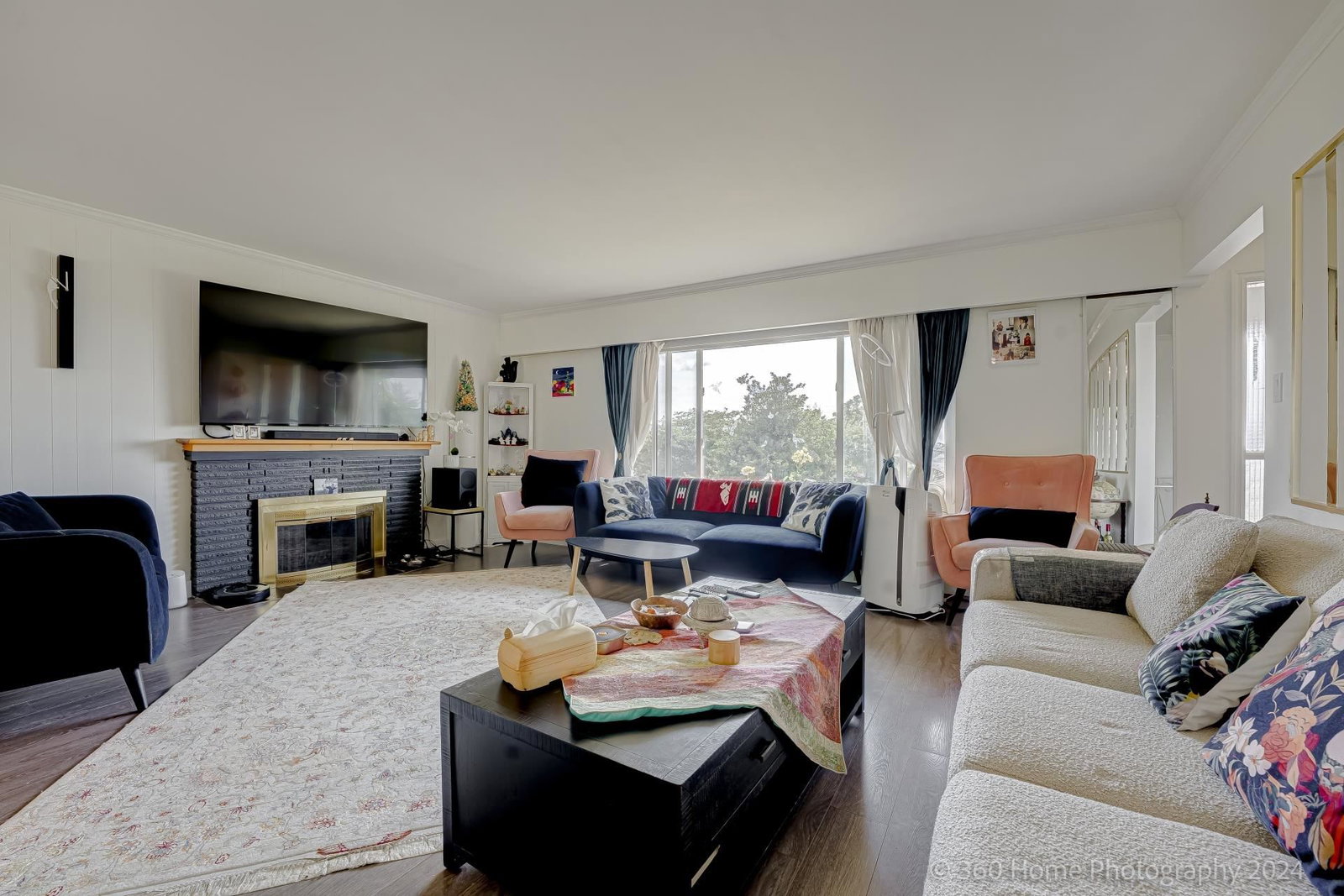 Listing Image 6