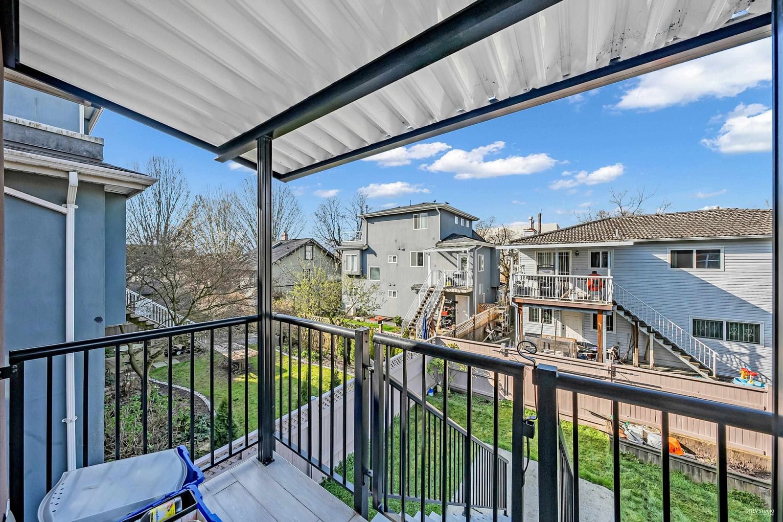 Listing Image 10