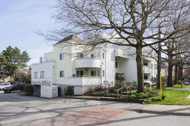 11 - 5661 Ladner Trunk Road