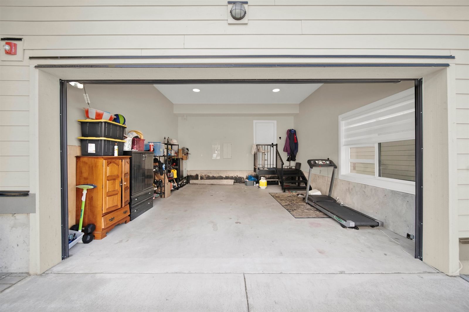Listing Image 29