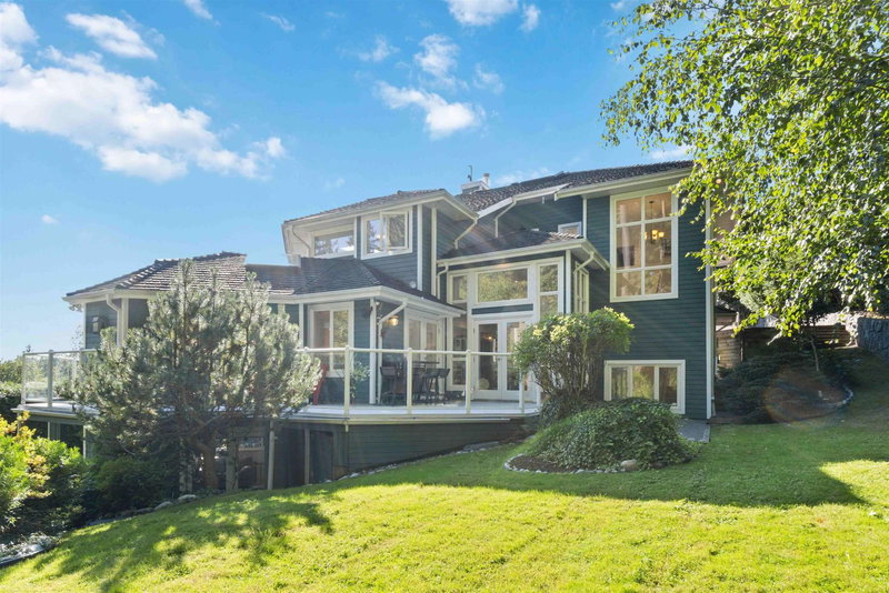 3866 Michener Way, North Vancouver, V7K 3C7 | Image 2