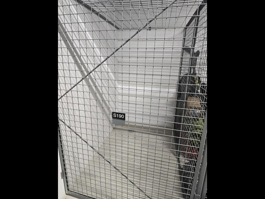 Listing Image 37