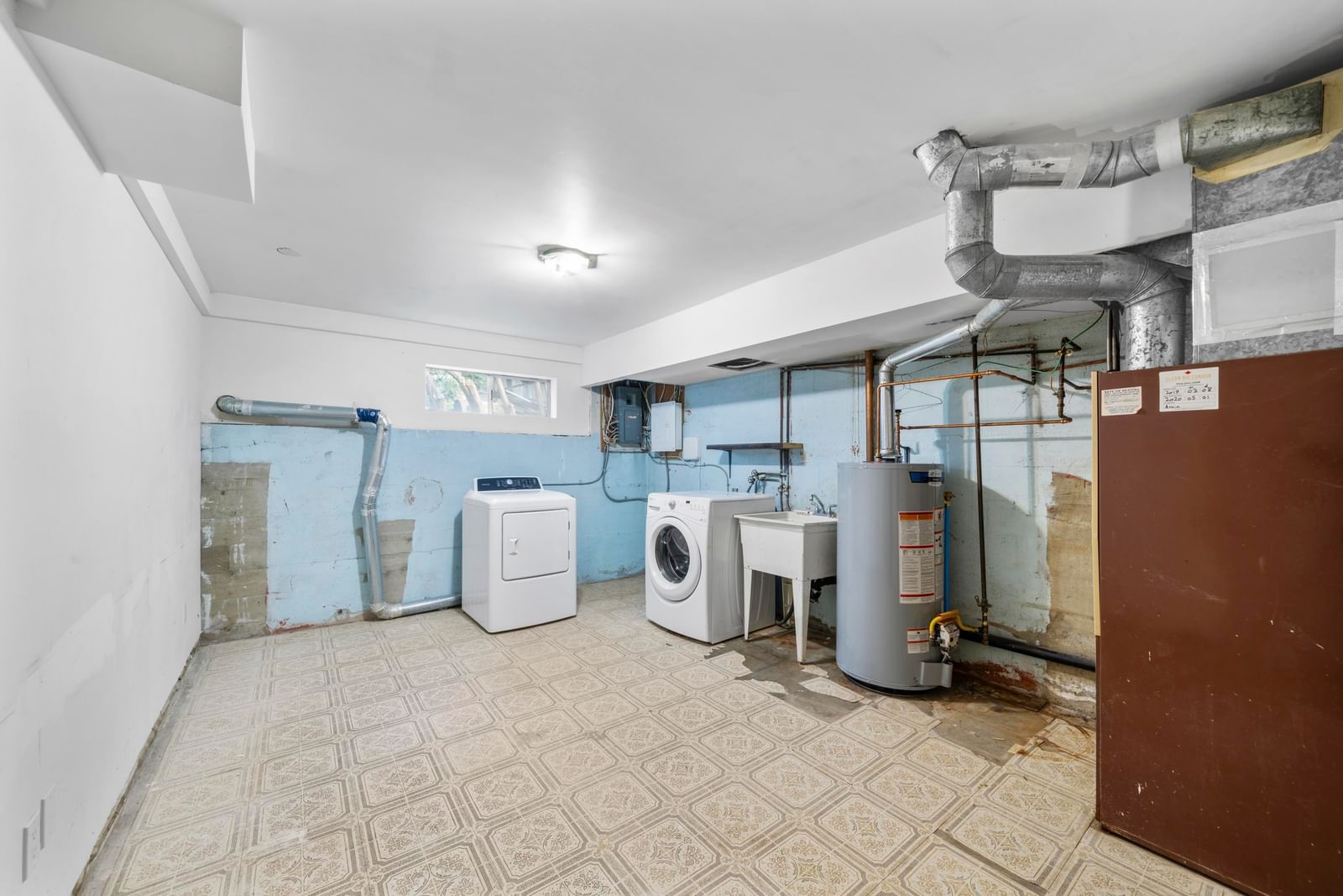 Listing Image 37