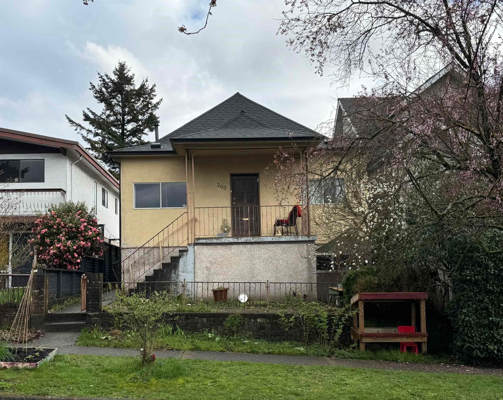 Listing Image 1