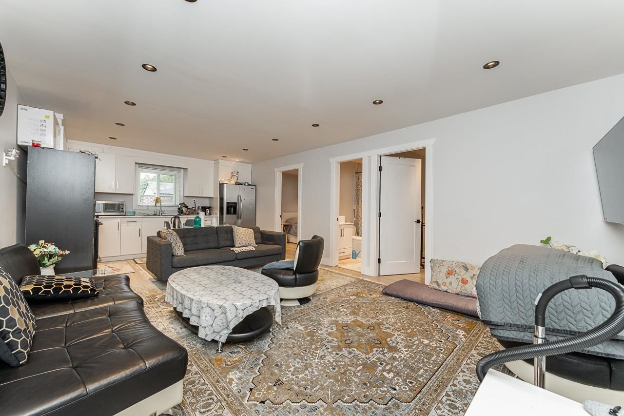 Listing Image 18