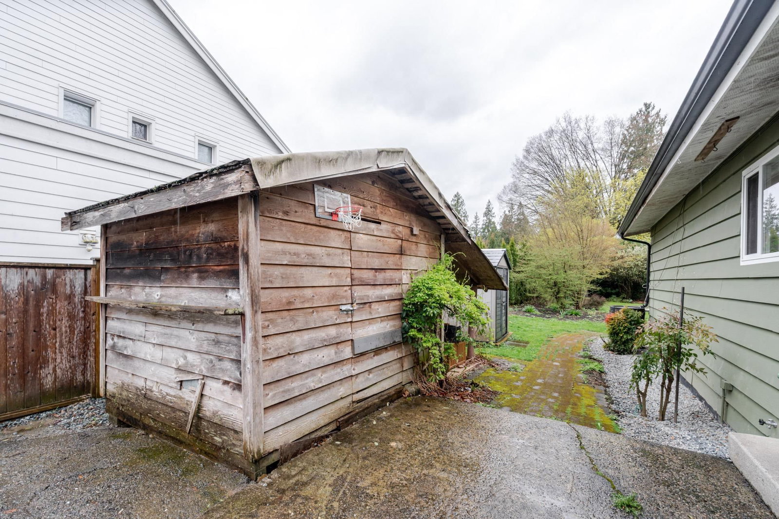 Listing Image 15