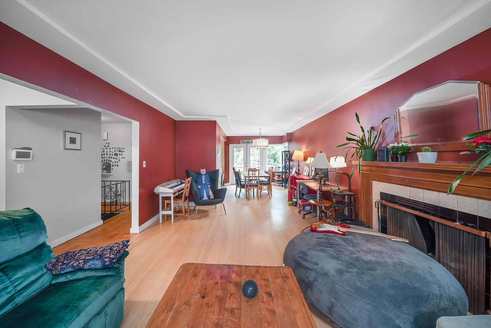 Listing Image 10