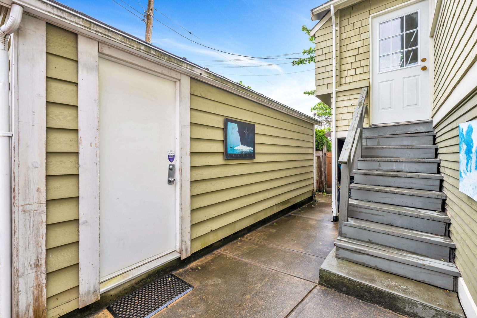 Listing Image 19