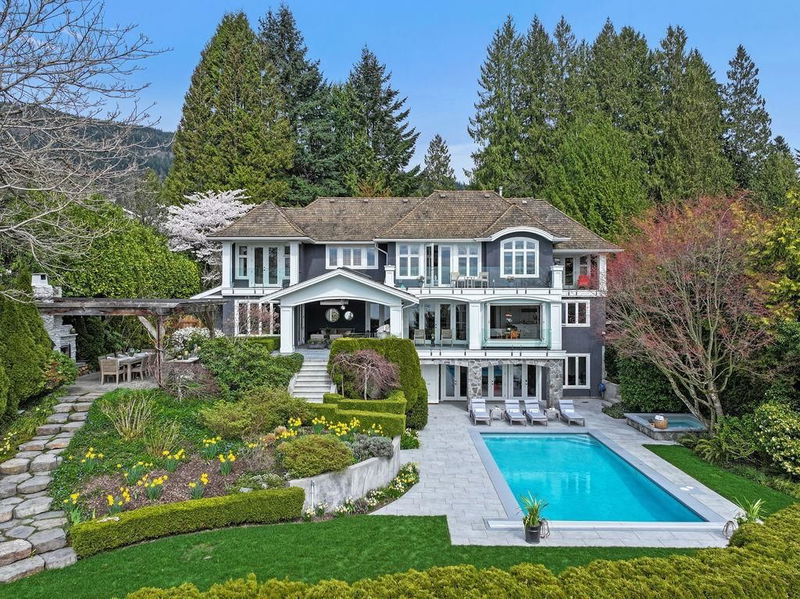 2964 Mathers Crescent, West Vancouver, British Columbia