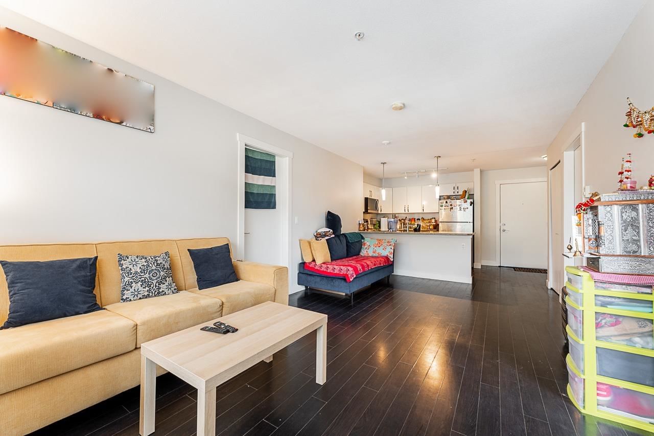 Listing Image 15