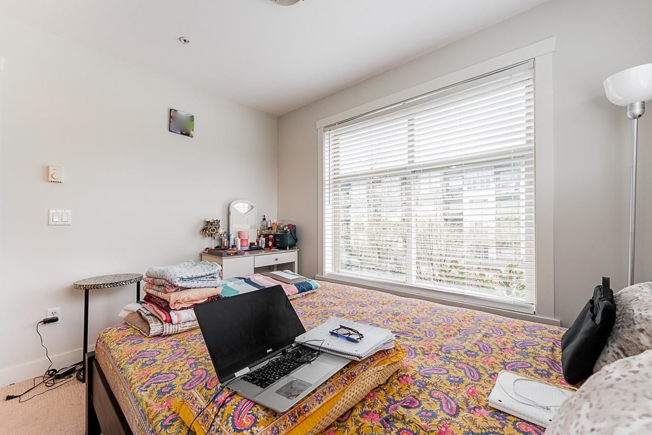 Listing Image 18