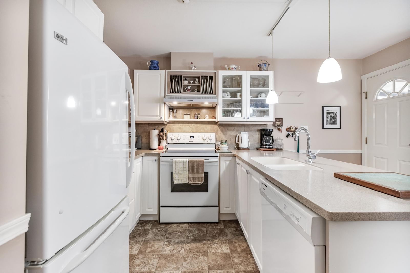 Listing Image 13