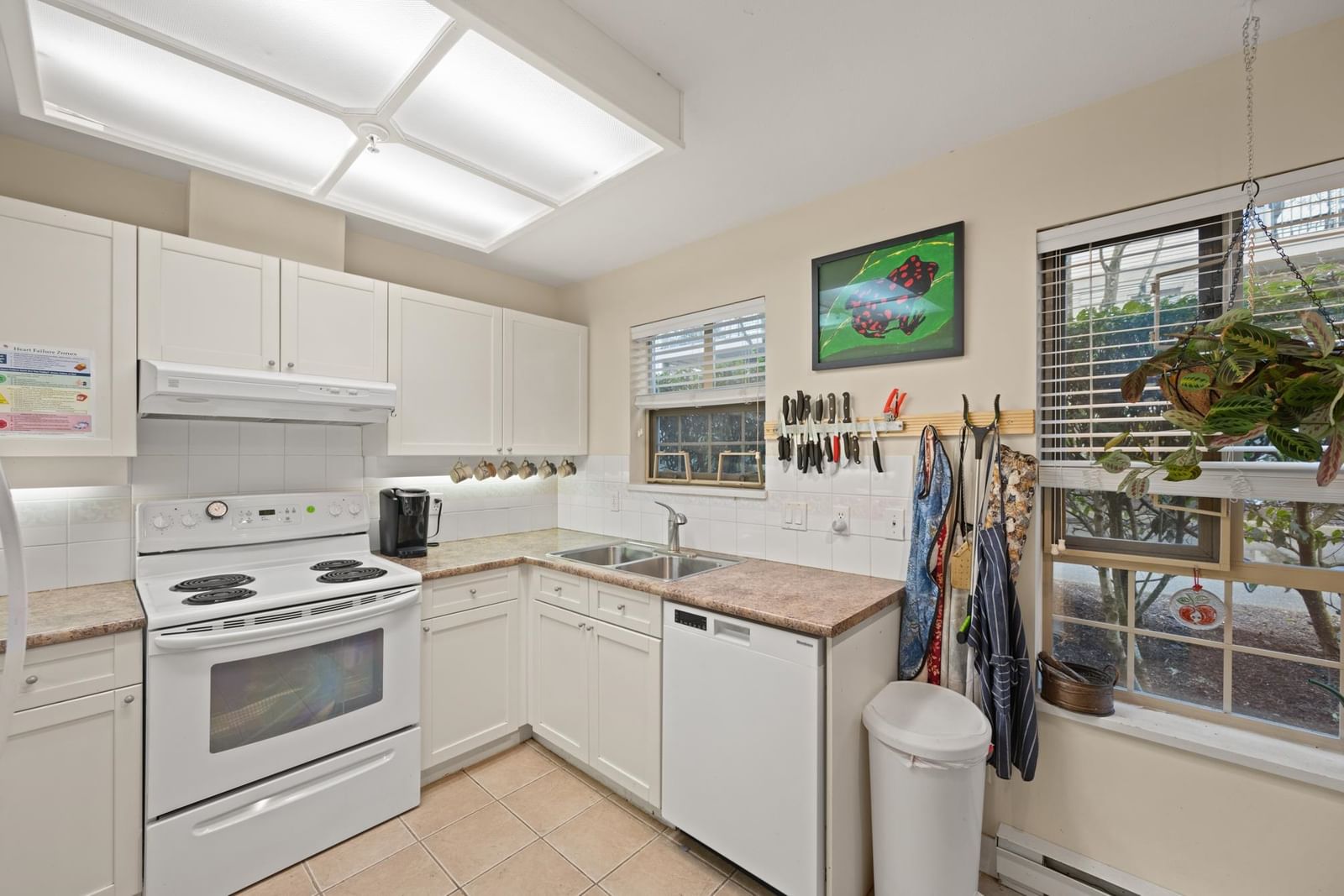 Listing Image 14