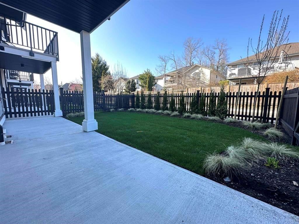 Listing Image 18