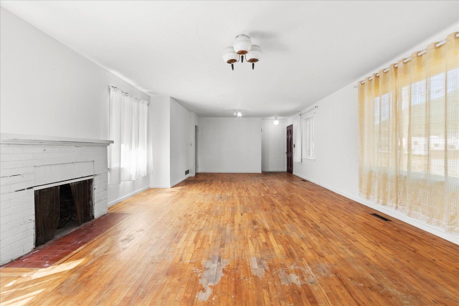 Listing Image 21