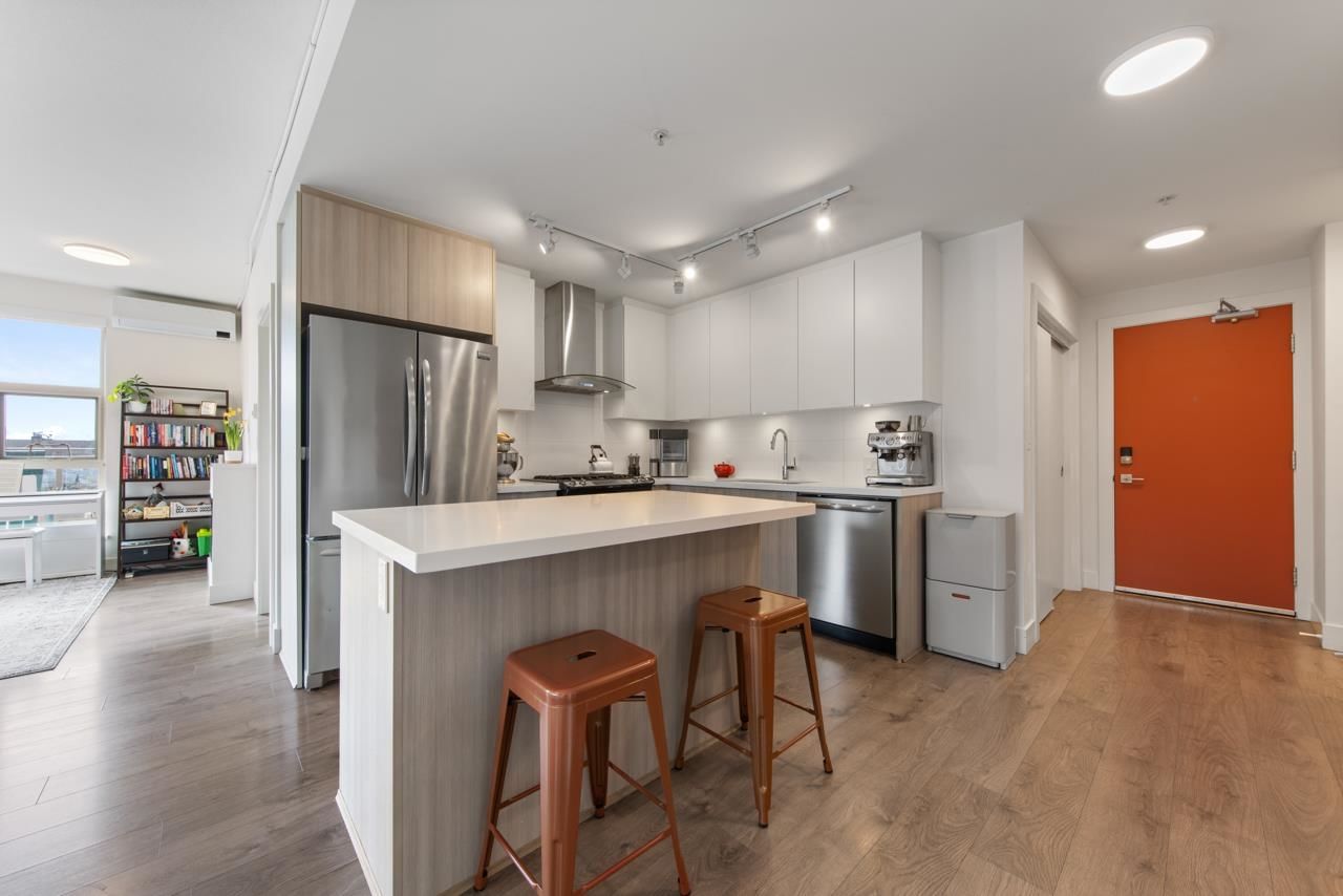 Listing Image 10