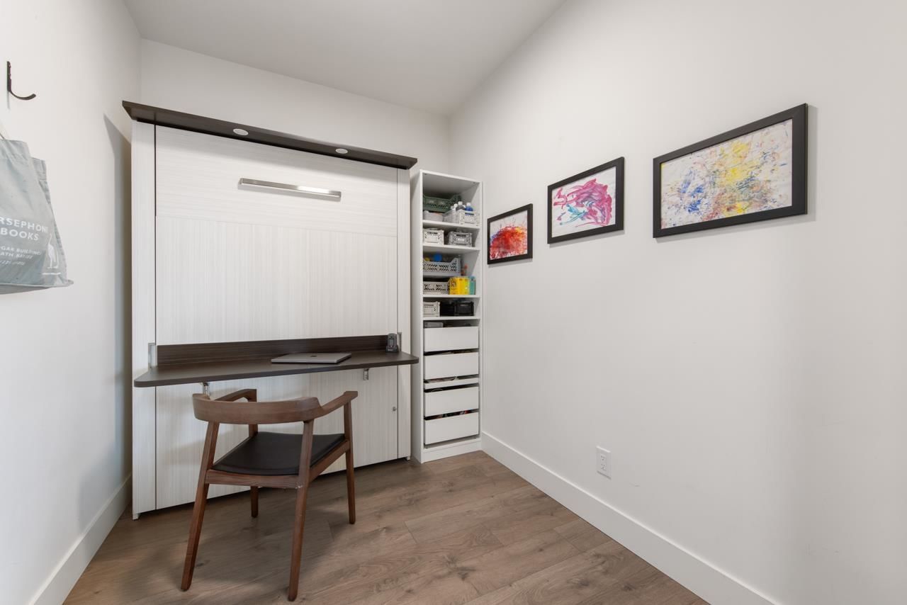 Listing Image 14
